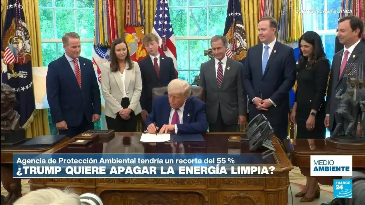Más combustibles y menos renovables: las órdenes de Trump que cambian la energía de EE. UU.