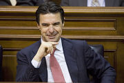 España tiene un Ministro de Energía que no sabe ni de retribución fotovoltaica.