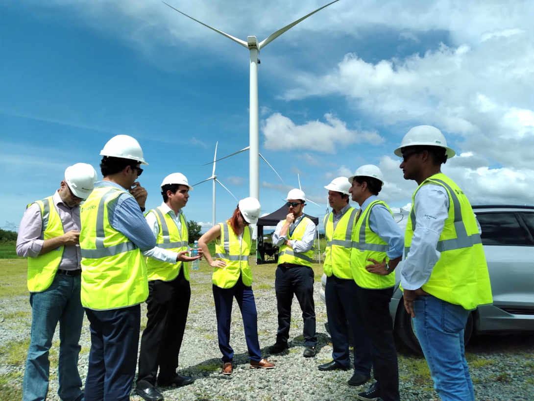 SNE panameña recibió la visita del director Ejecutivo de la Agencia Internacional de Energías Renovables