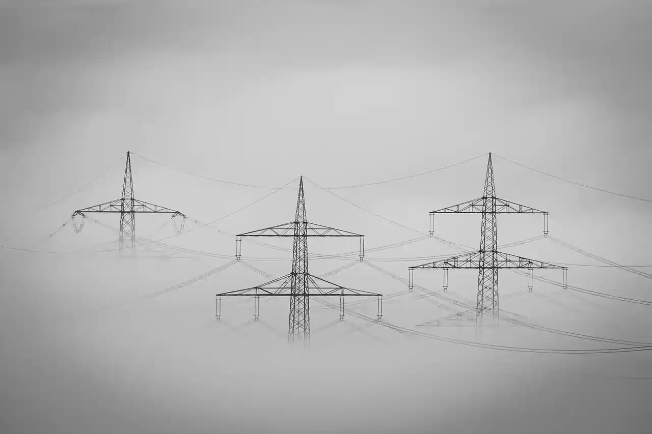 La Fundación Renovables celebra la reforma urgente del Gobierno para reforzar el sistema eléctrico