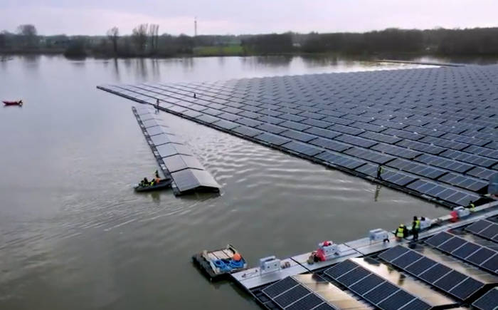 Planta fotovoltaica flotante de Bomhofsplas, Zwolle.