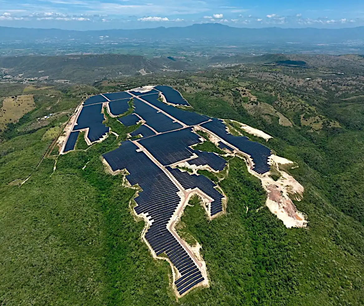 EGE Haina inicia operaciones del Parque Solar Sajoma con producción anual estimada de 150,000 MWh de energía limpia