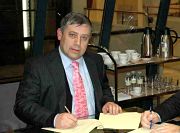 El Gobierno español legisla la desigualdad y la inseguridad jurídica fotovoltaica.