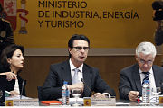 El Ministro Soria abre la conferencia sectorial de energía, solicitándo más renovables sin tarifa regulada.