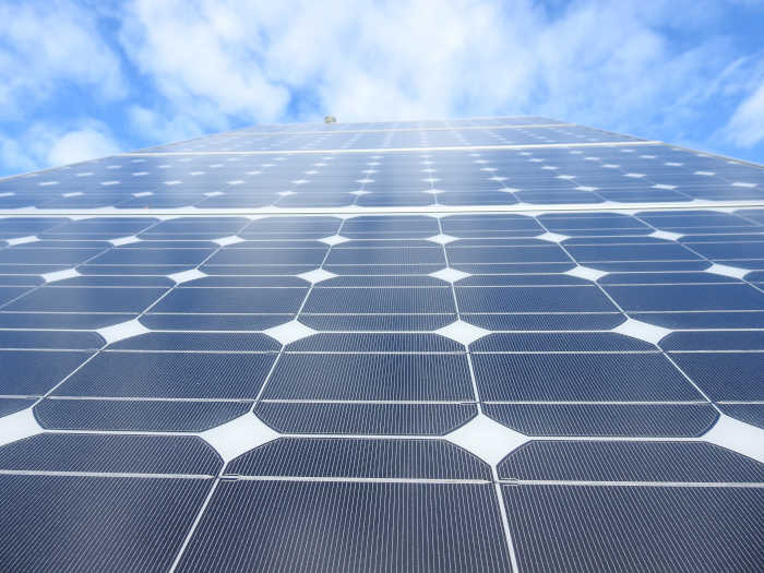 Trina Solar suministra 187 MW de módulos de doble vidrio a EnBW para la planta de energía solar más grande de Alemania.