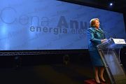 La presidenta Michelle Bachelet destaca la necesidad de impulsar la inversión en generación de renovables en Chile