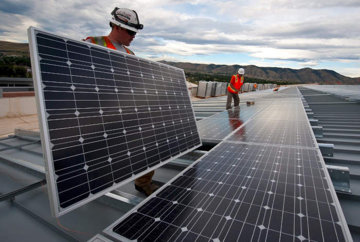 UNEF presenta una Estrategia Industrial para que el sector fotovoltaico sea un motor clave de la economía nacional.