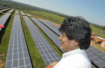 Evo inaugura planta solar fotovoltaica en Bolivia.