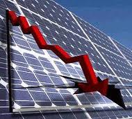 La CNE aboga por nuevas reformas retroactivas del IPC en las plantas fotovoltaicas.