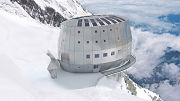 El nuevo refugio del Mont Blanc se abastece de energía solar fotovoltaica.