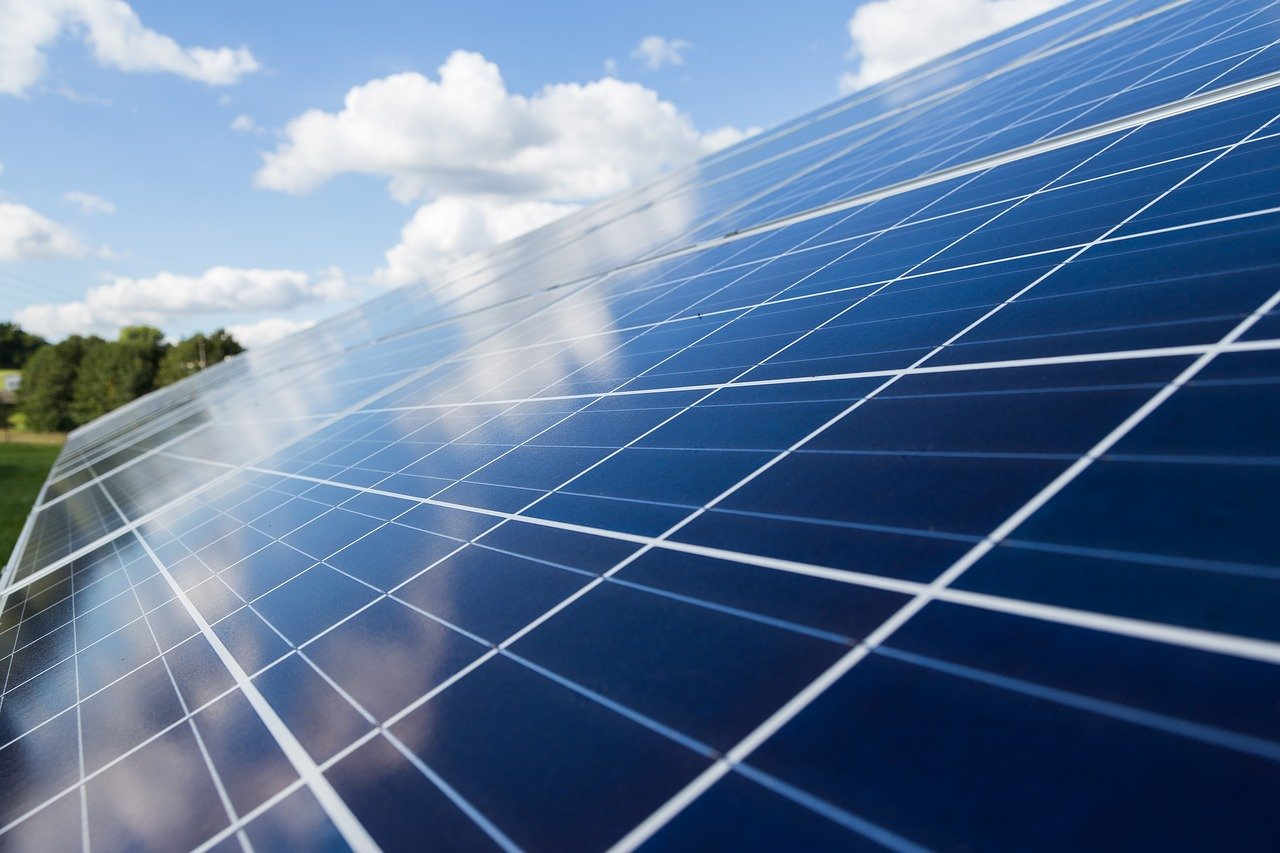 Kobus Partners adquiere a Esparity Solar tres proyectos fotovoltaicos por un total de 250 MW 