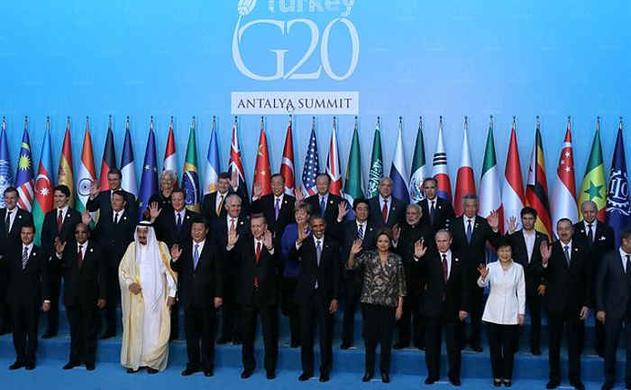 G20 quiere tratar del acceso universal a la energía y sobre despliegue renovable en próxima cumbre de París.